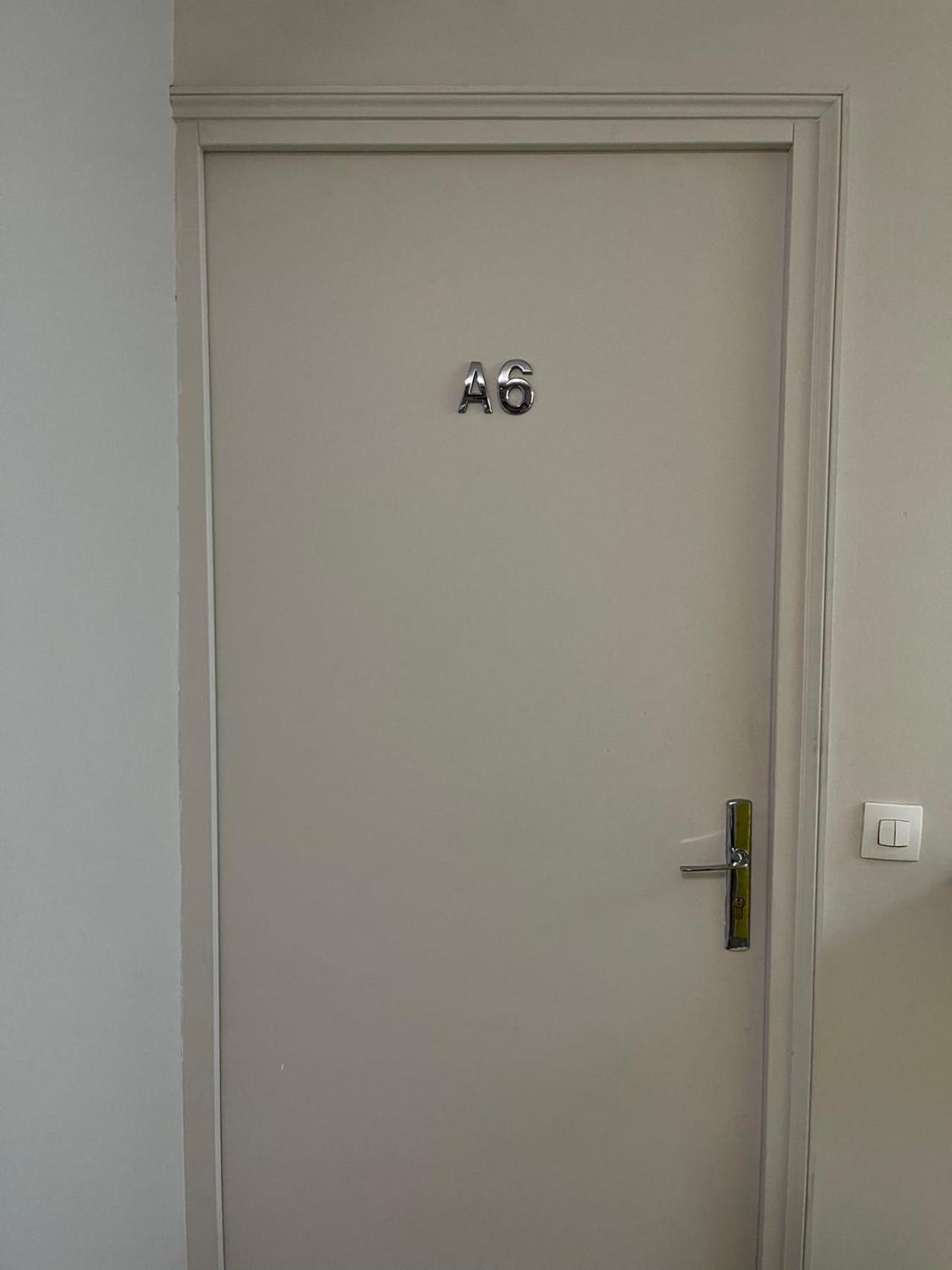 Chez Mia Paris Vandrehjem Eksteriør billede