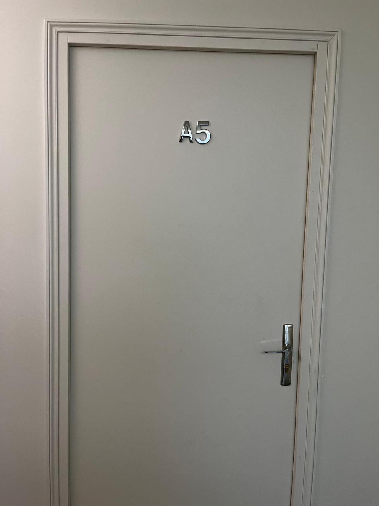 Chez Mia Paris Vandrehjem Eksteriør billede